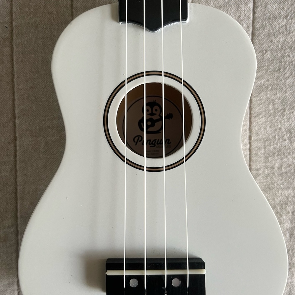 Ukulele. - Picture 7 of 7